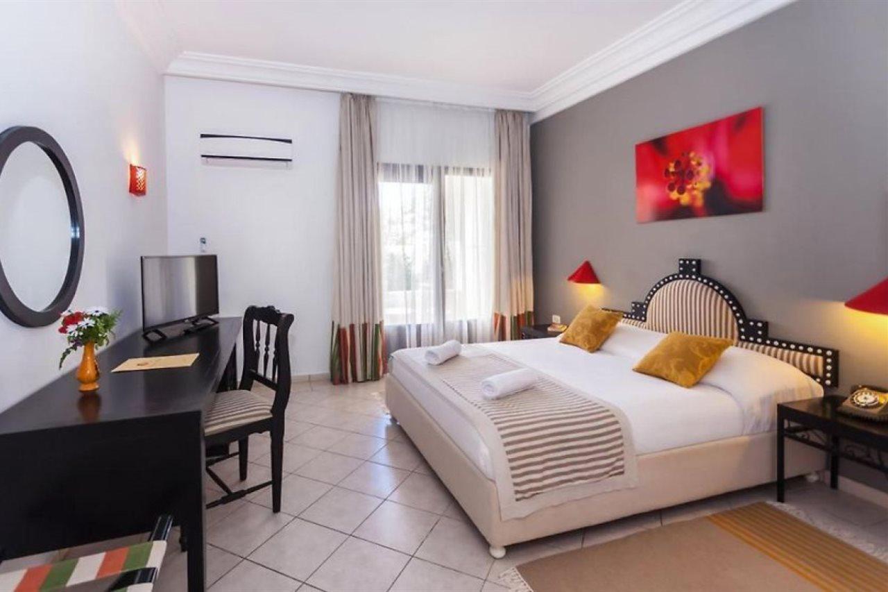 Hotel Le Petit Palais & Spa Mezraia Zewnętrze zdjęcie
